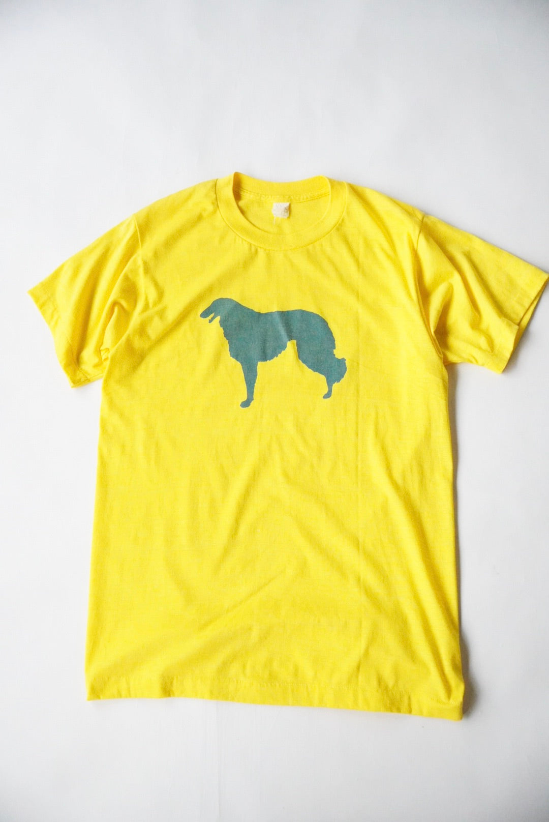 1980s dog tee