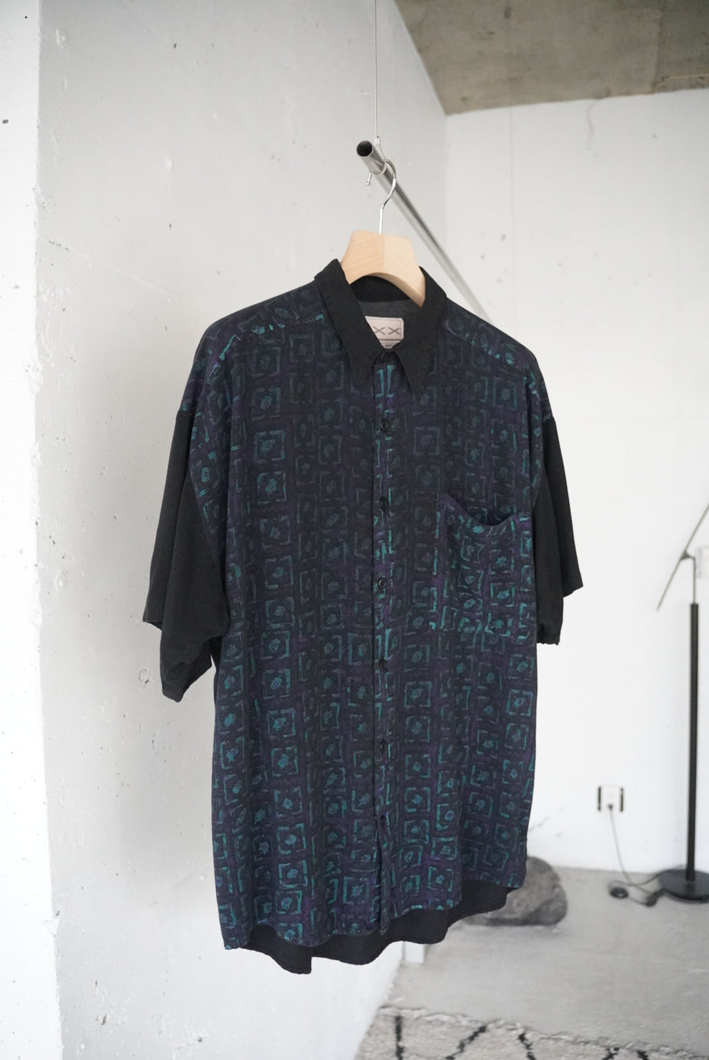 1980s s/s rayon pattern shirt
