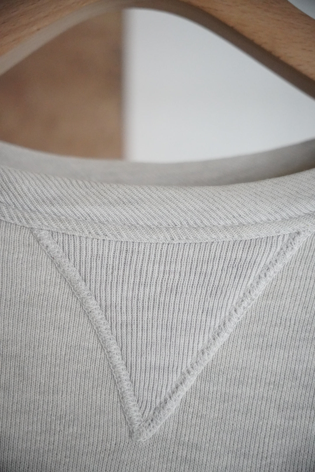 1950s front V flower embroidery sweat