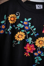 1990s Guatemala embroidery tee "flower"