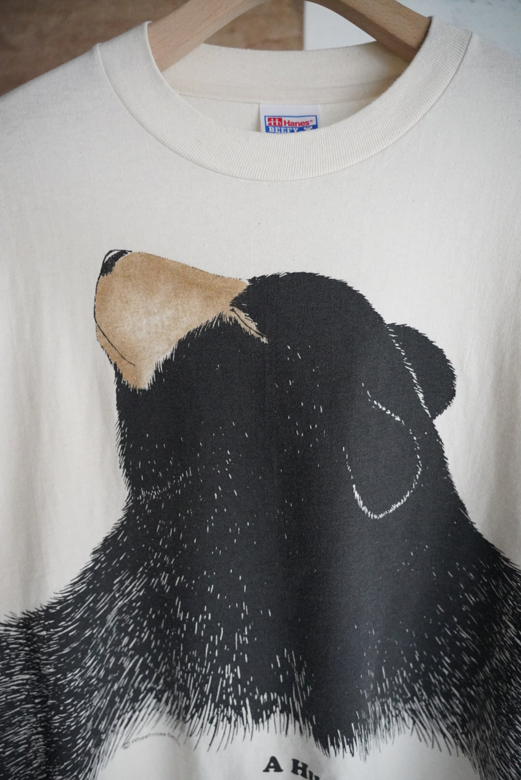 1990s hug bear tee