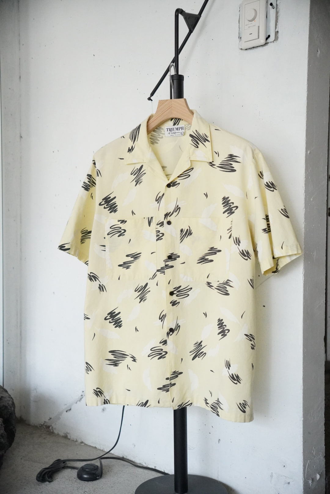 1980s atomic pattern s/s open collar shirt