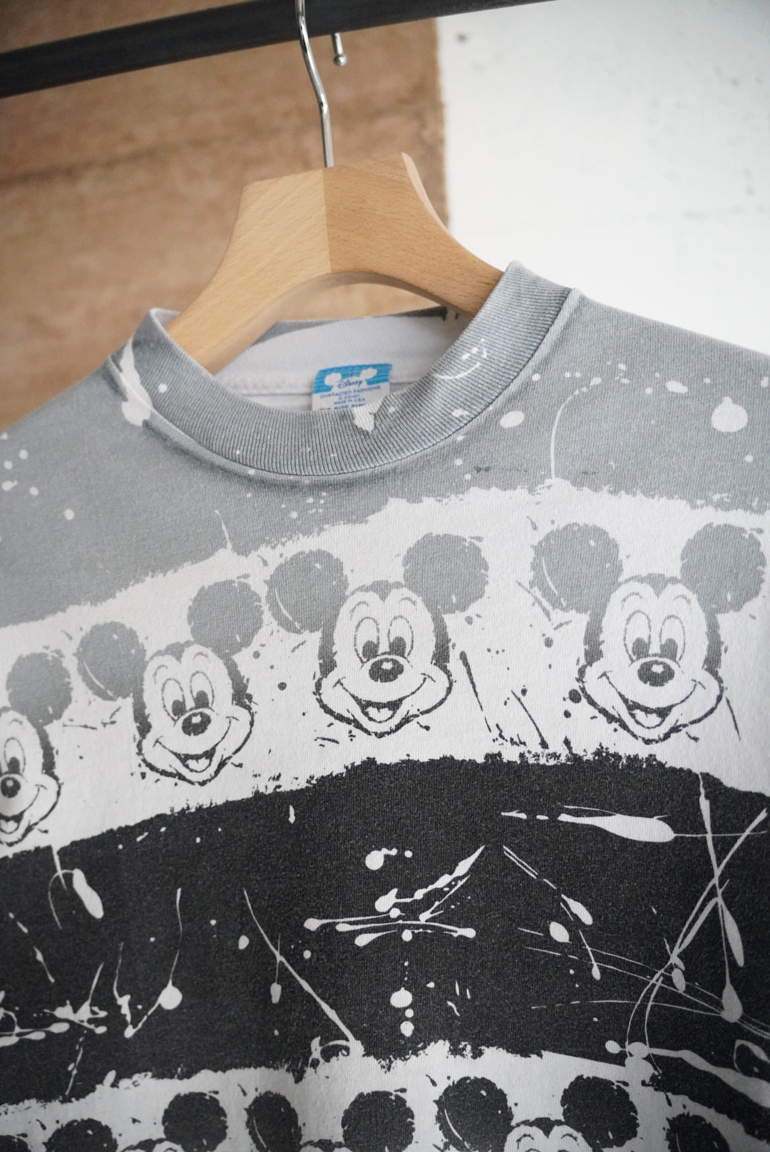 1980s Disney mickey mouse all over print tee