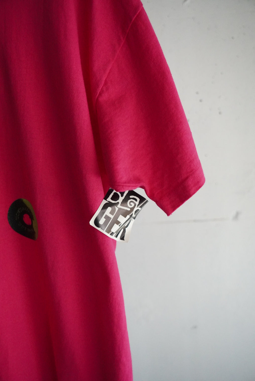 1990s graphic print tee "dead stock"