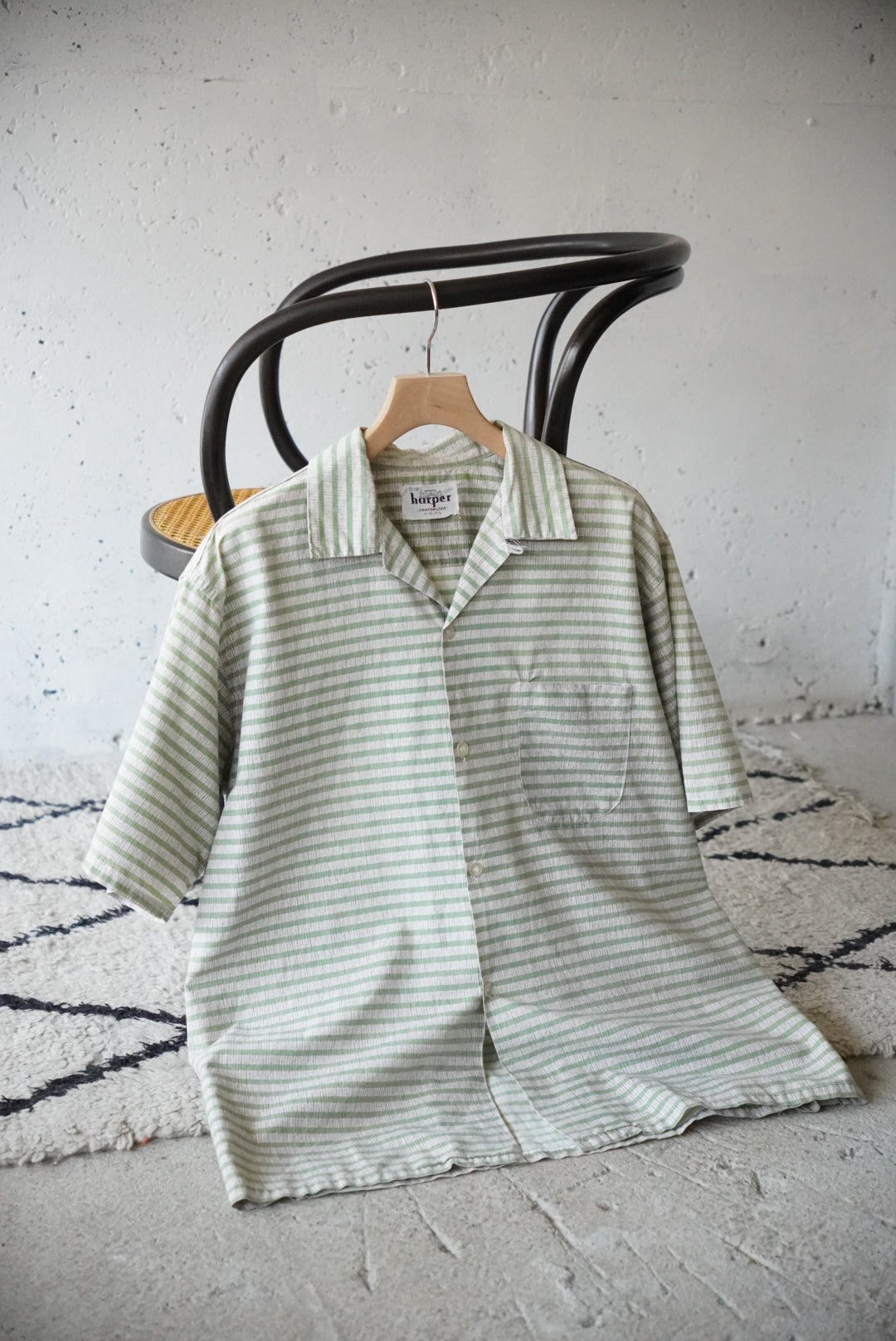 1950s s/s open collar border shirt