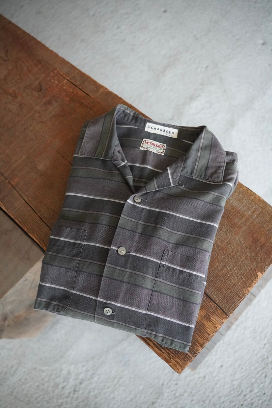 1960s McGREGOR open collar border shirt