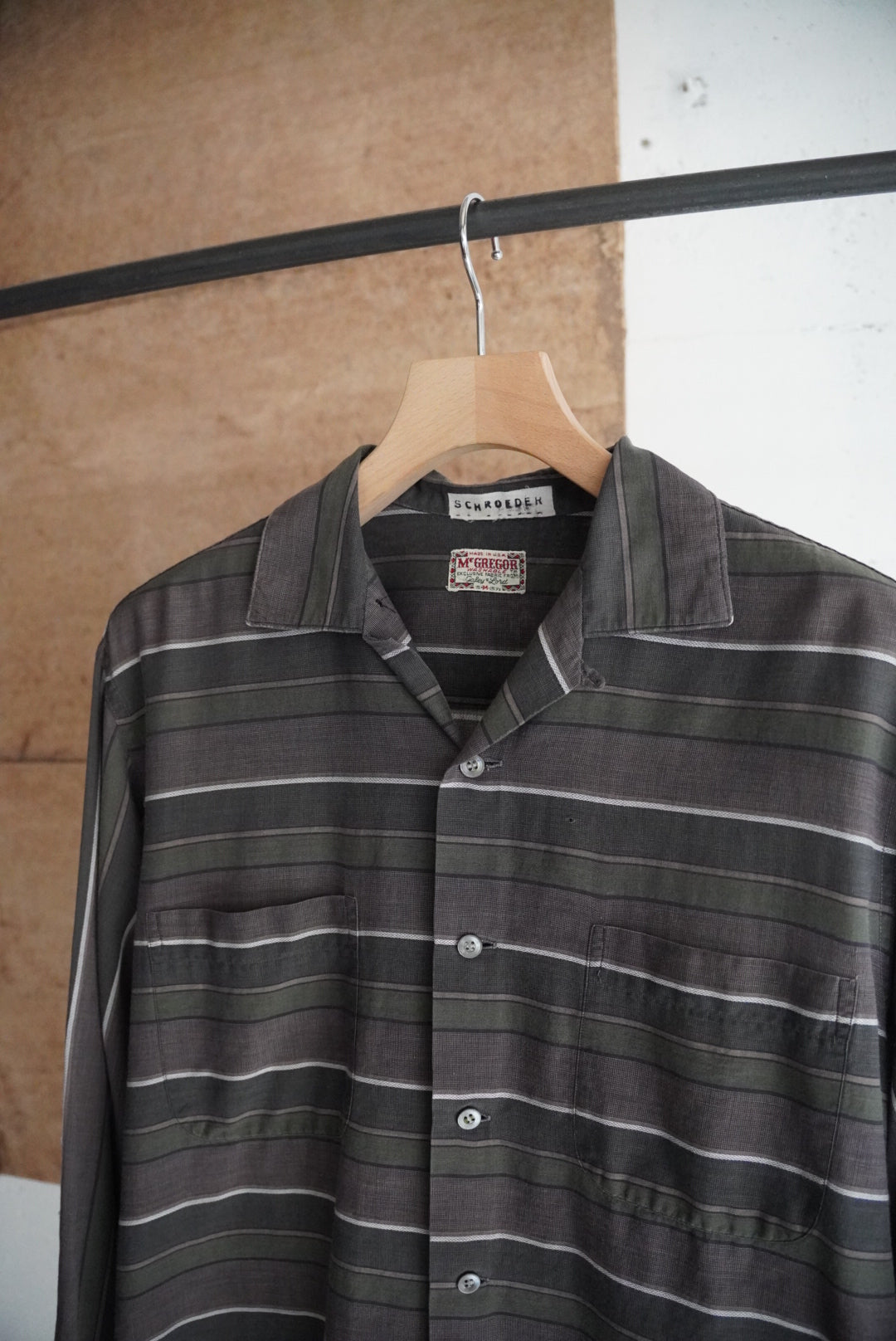 1960s McGREGOR open collar border shirt