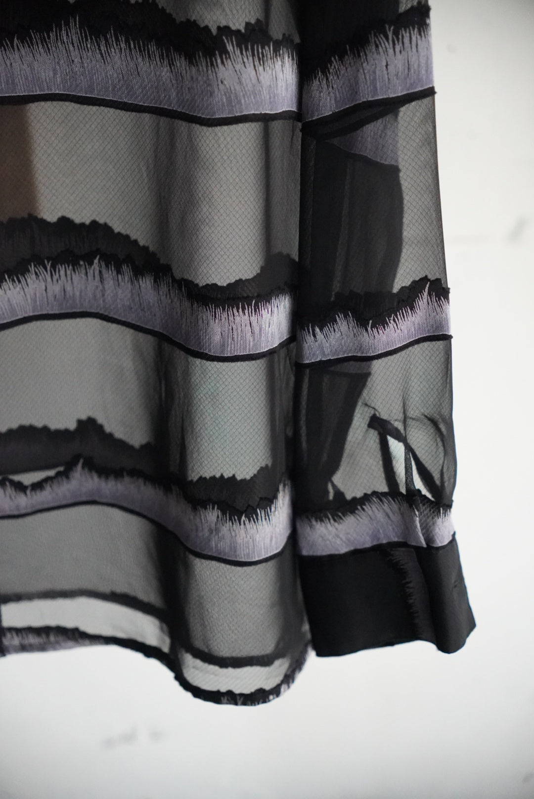 1990s sheer border shirt