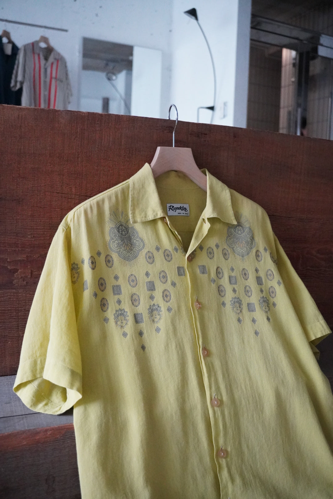1990s pattern open collar shirt