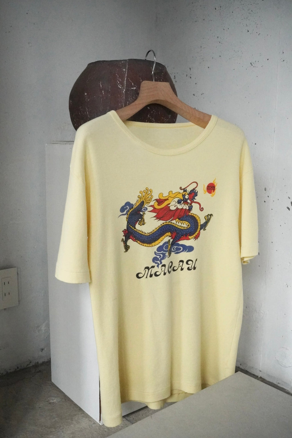 1970s dragon print tee