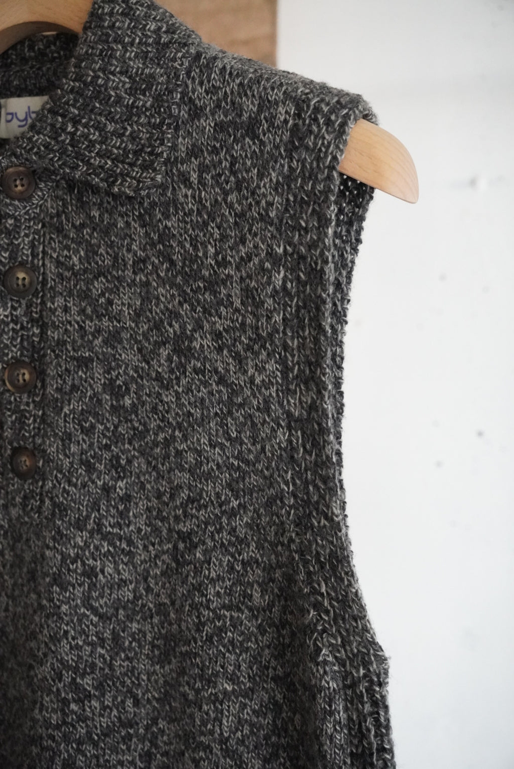 1990s sleeveless knit polo