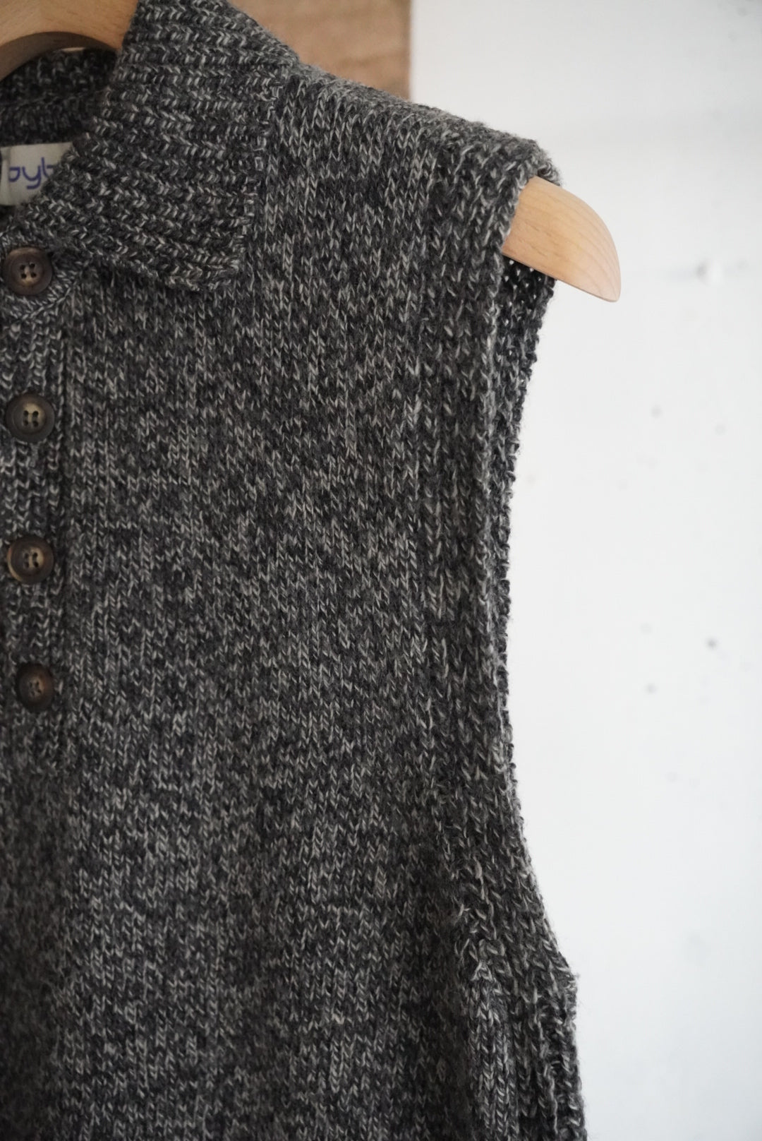 1990s sleeveless knit polo