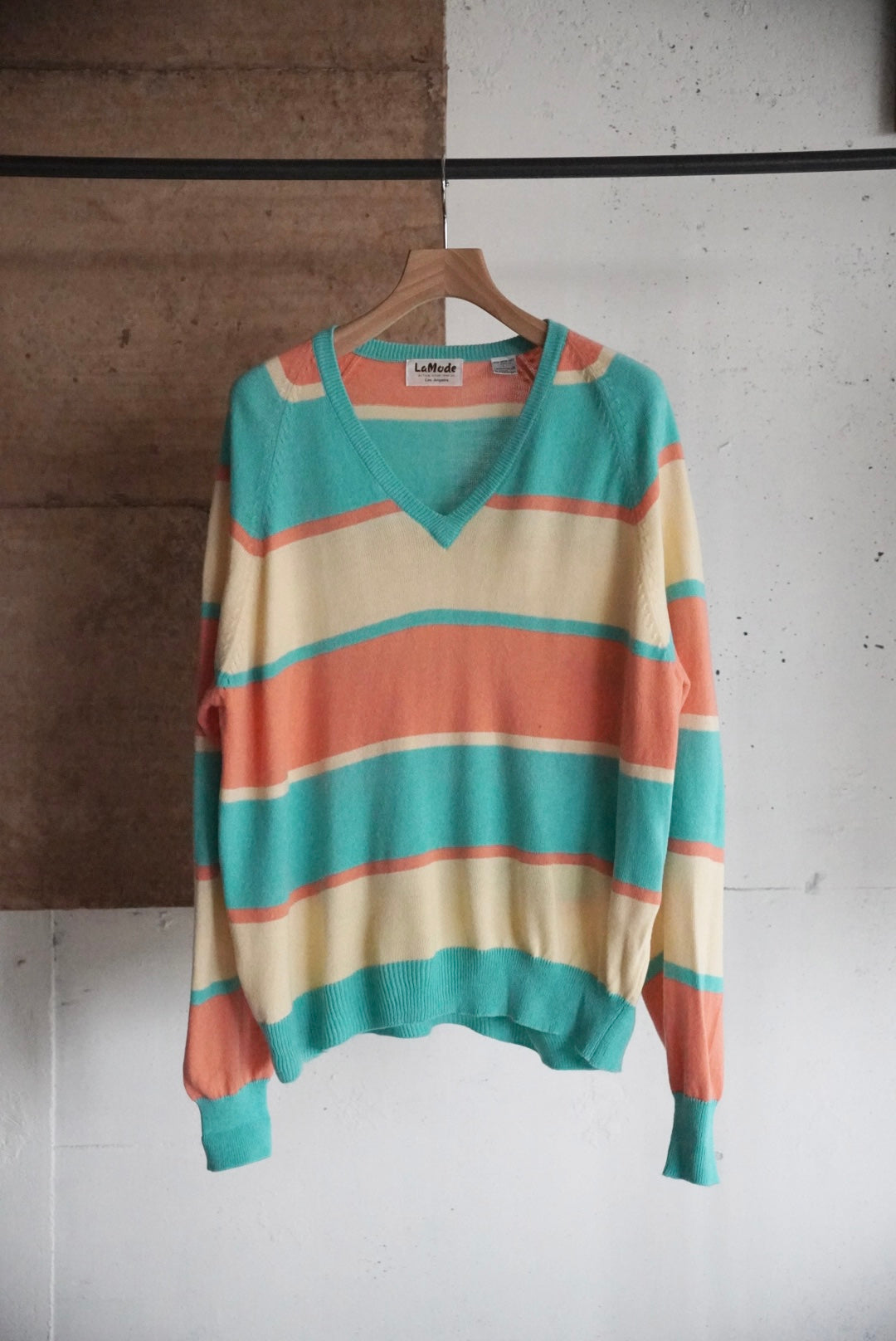 1980s V neck border knit