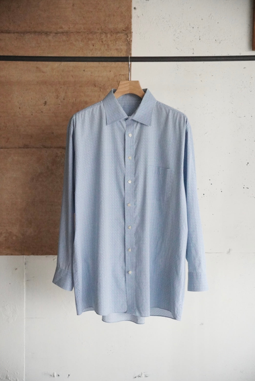 1980s penguin pattern dress shirt